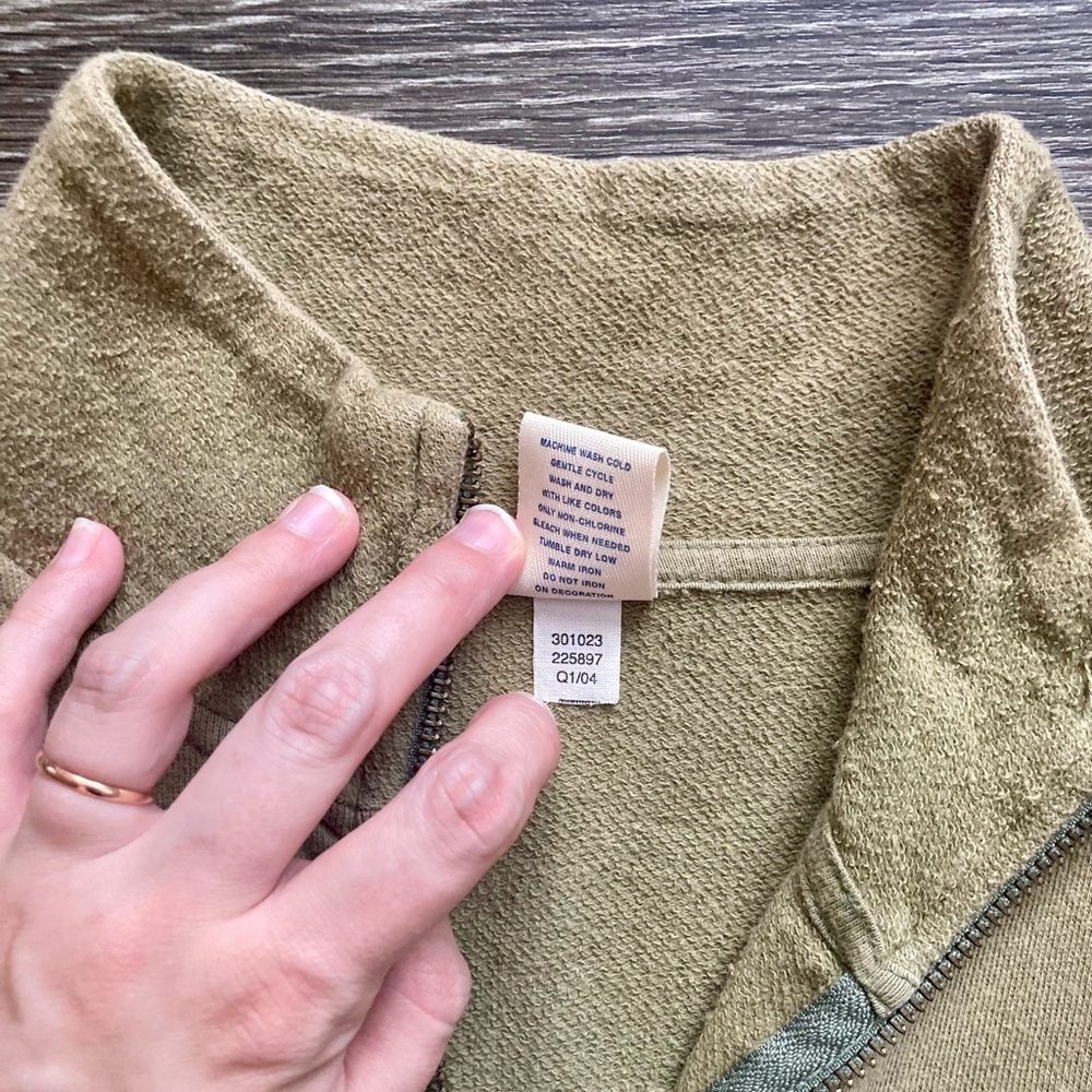 Vintage Y2K Old Navy zip-up jacket in olive green in size medium - Picture 5 of 7